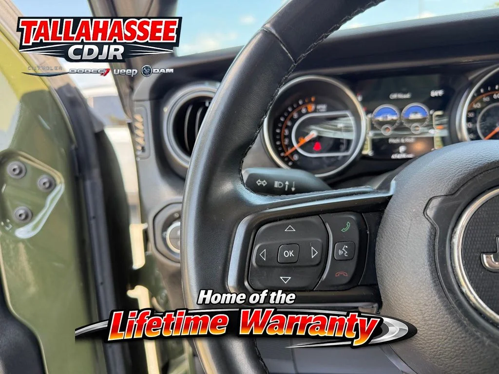 Used 2022 Green Clearcoat Jeep Sport image 16