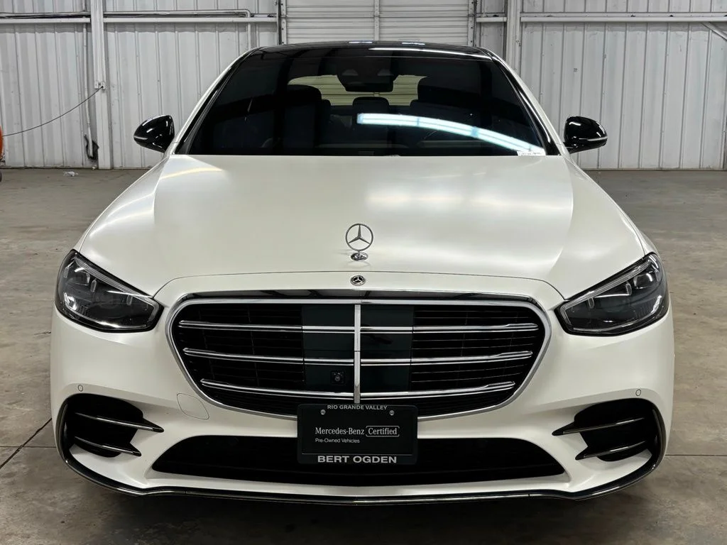 Used 2023 White Mercedes-Benz S 580 image 3