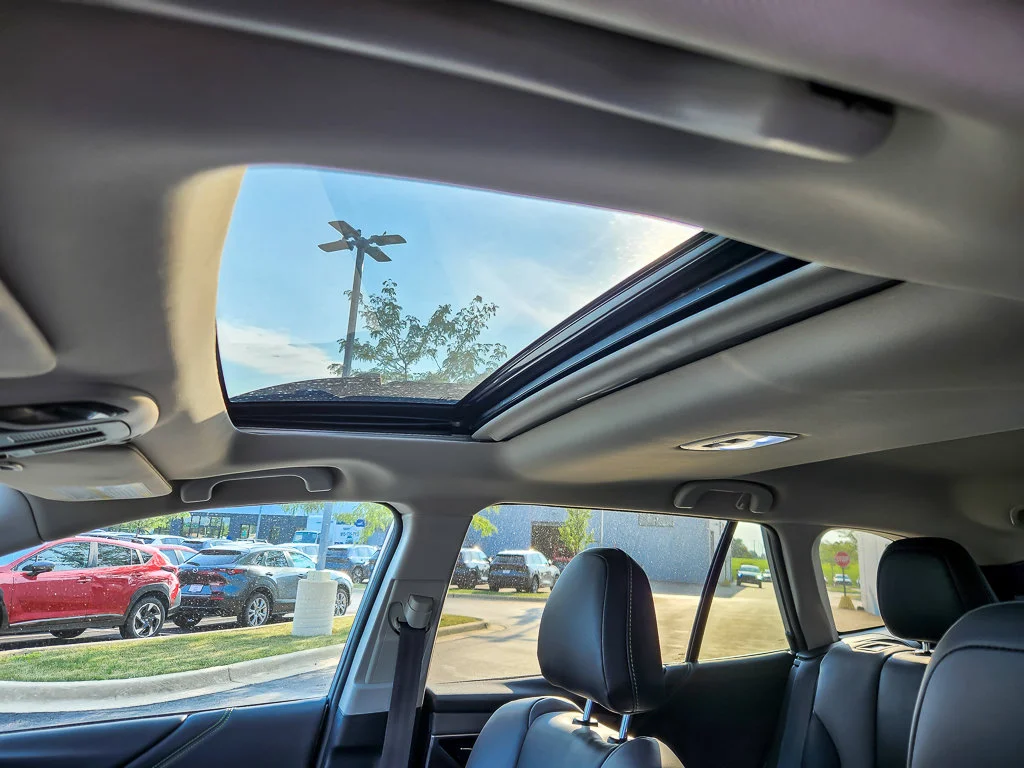 Used 2024 Silver Subaru Onyx Edition image 9