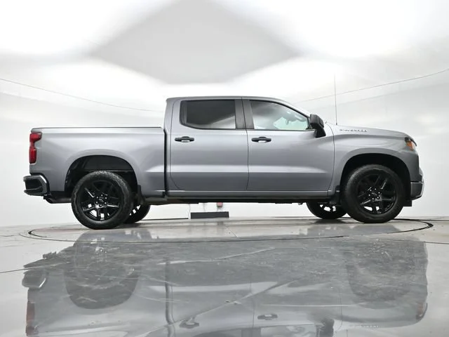 Used 2025 Sterling Gray Metallic Chevrolet Custom image 28