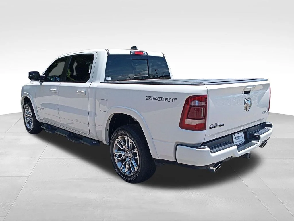 Used 2022 White Ram Laramie image 4