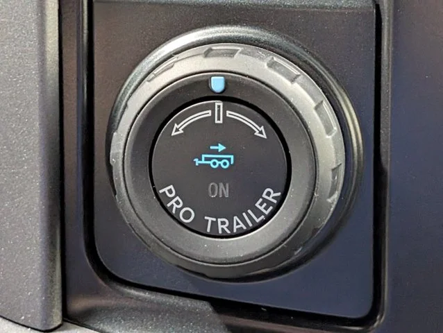 New 2026 Agate Black Metallic Ford XLT image 42