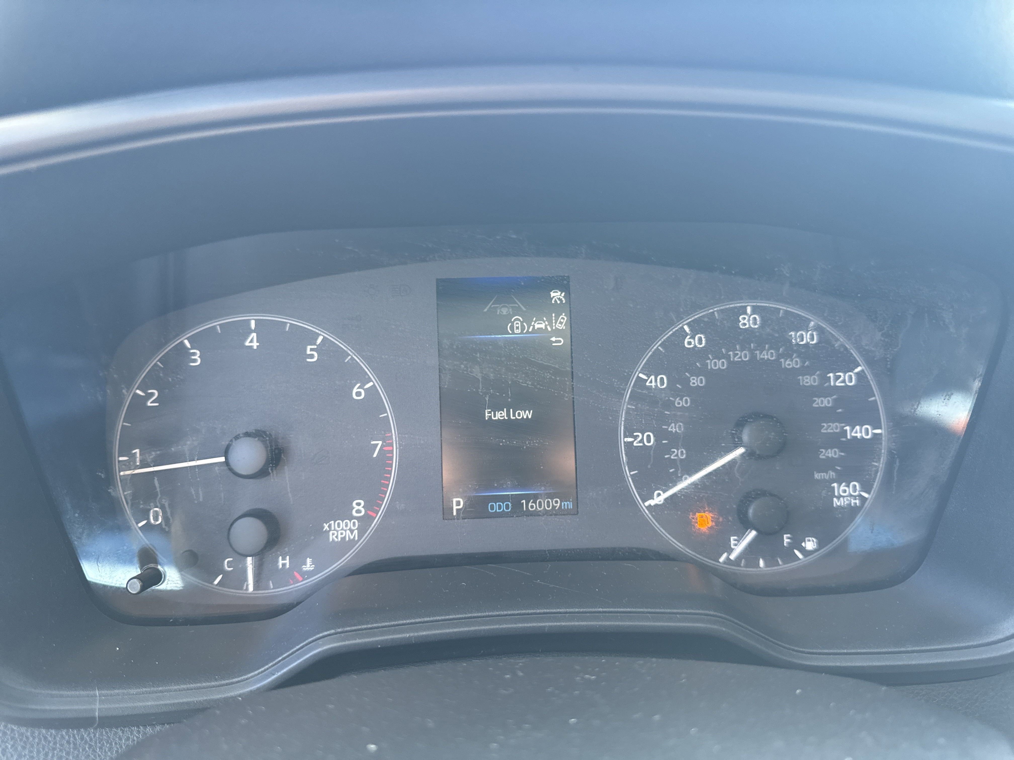 Used 2025  Toyota  image 17