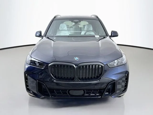 New 2026 Carbon Black Metallic BMW xDrive40i image 2