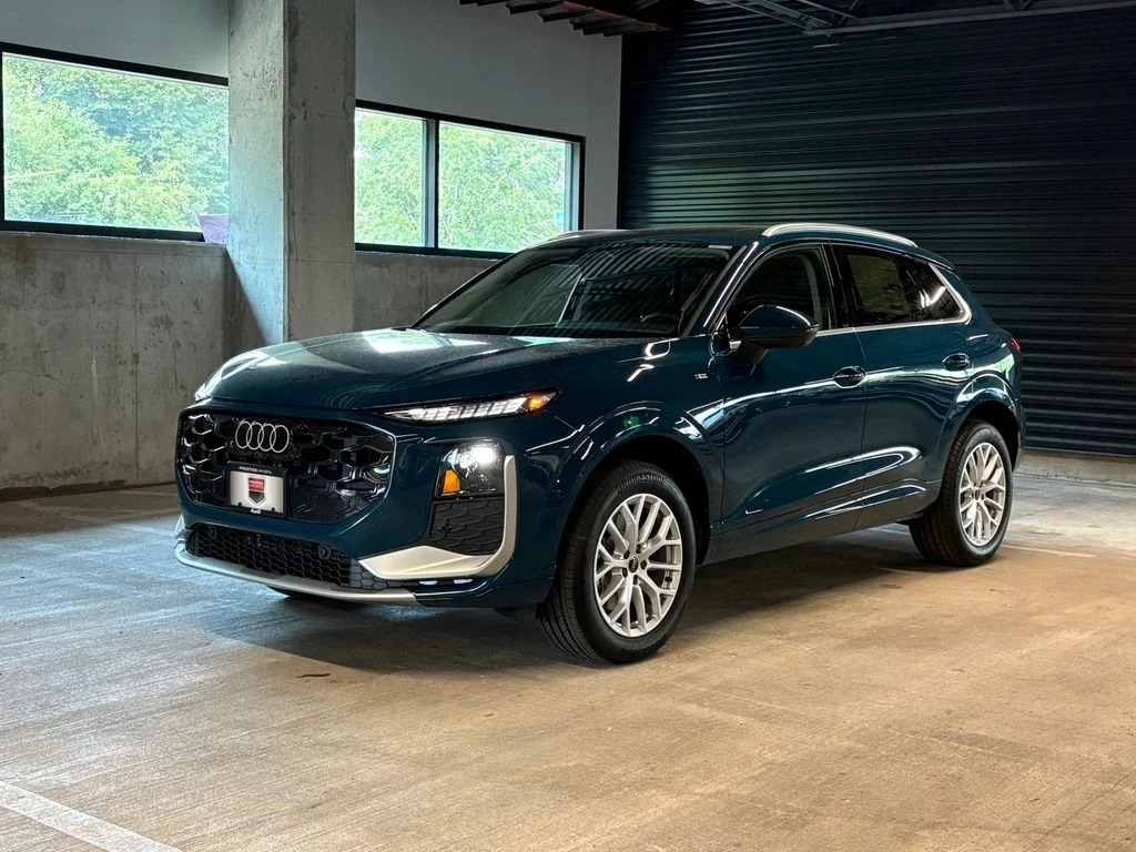 2026 Audi Q3 S line quattro's photo