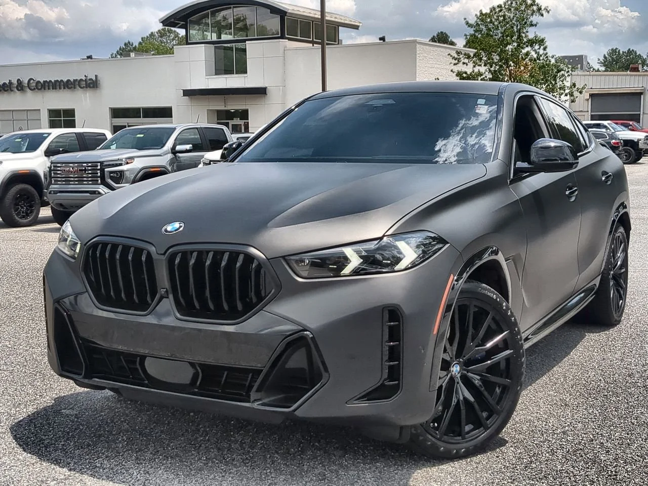 2024 BMW X6 xDrive40i's photo