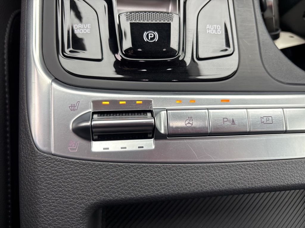Certified Used 2025 White Kia SX Prestige image 40