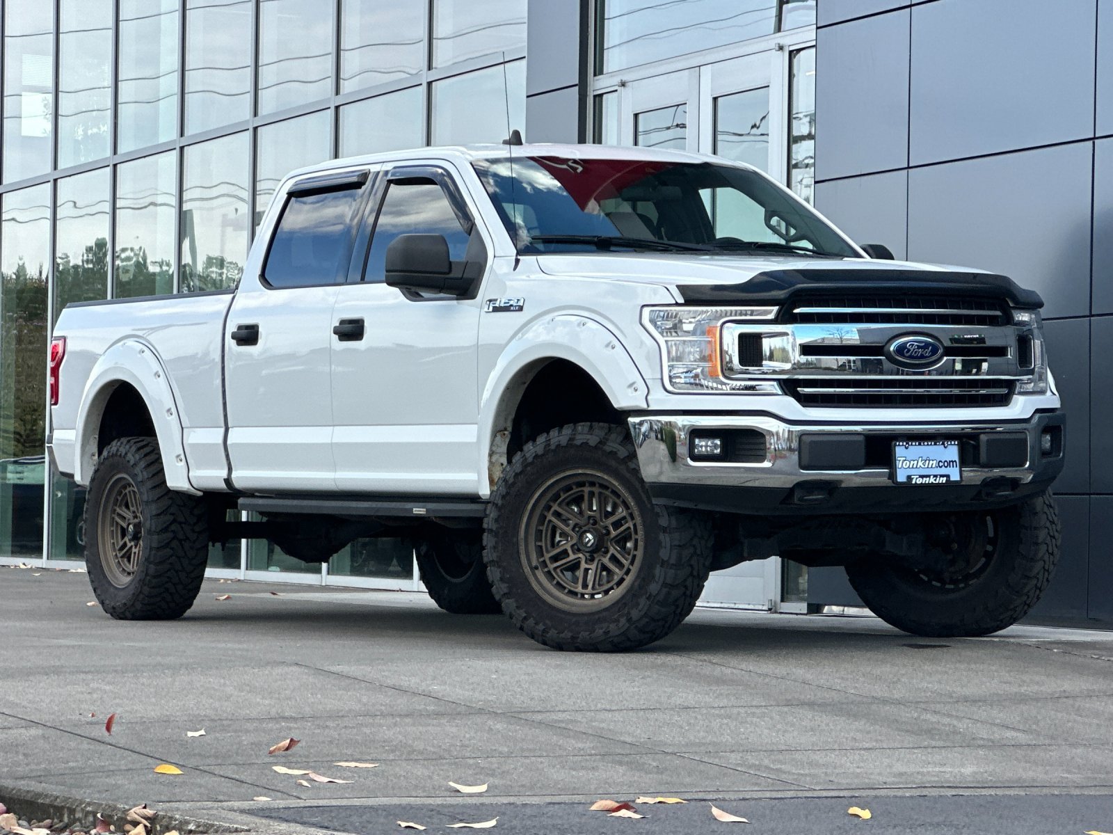 Used 2019 Oxford White Ford XLT image 2