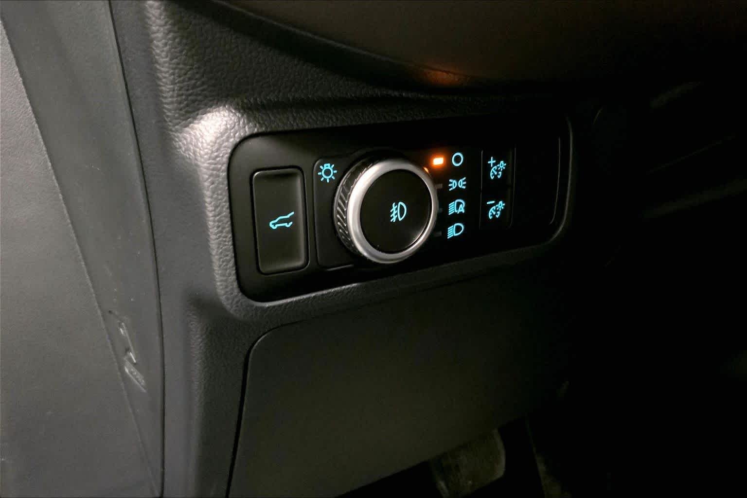 New 2026 Agate Black Metallic Ford Platinum™ image 18