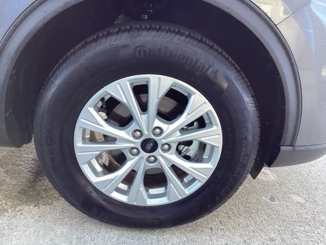 Used 2024 Gray Metallic Ford Active image 9