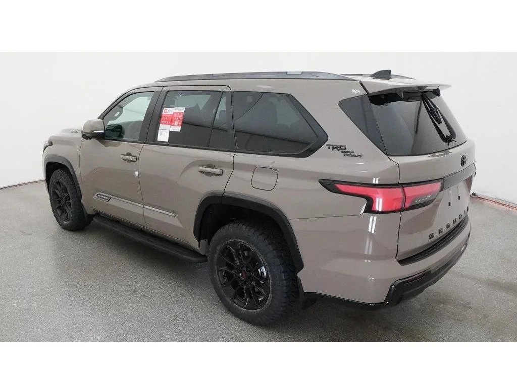 New 2026  Toyota Platinum image 5