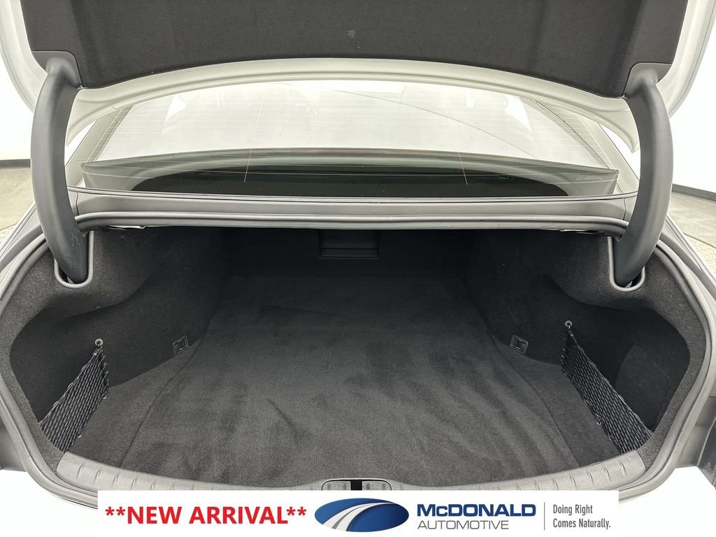 Used 2024 White Genesis 3.5T image 24