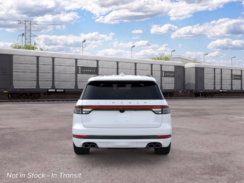 New 2026 Pristine White Metallic Tri-Coat Lincoln Reserve® image 5