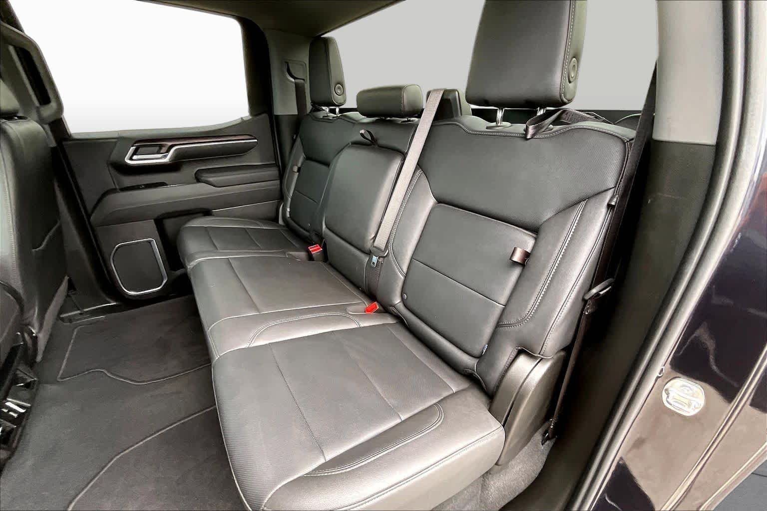 Used 2026 Titanium Rush Metallic GMC SLT image 20