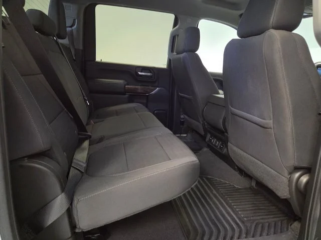Used 2022 White GMC SLE image 15