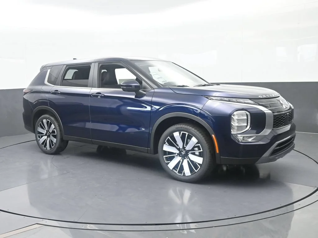 New 2026 Blue Mitsubishi SE 1.5T 2WD image 8