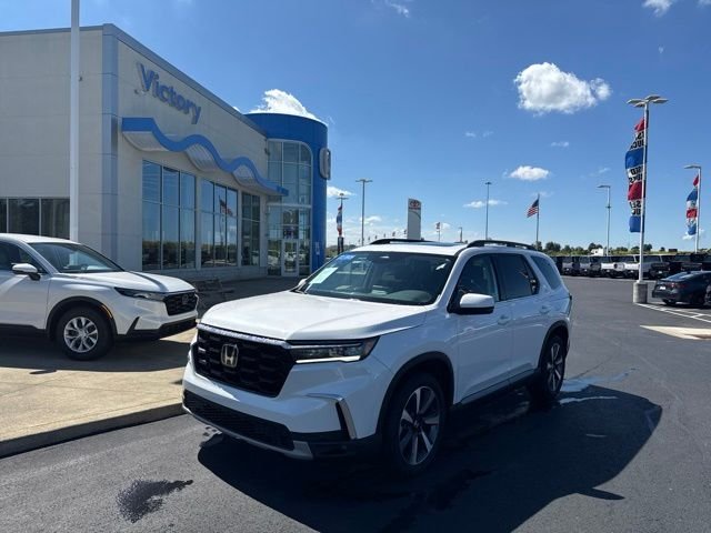 2025 Honda Pilot Touring