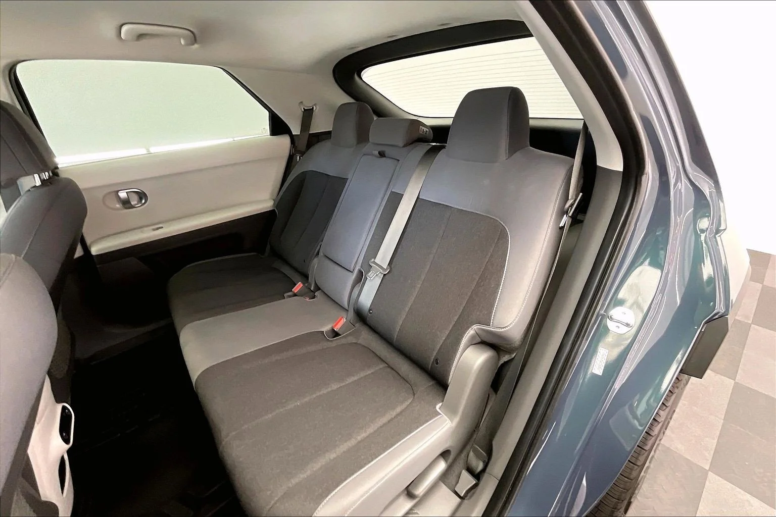 Used 2023 Digital Teal Hyundai SE image 20