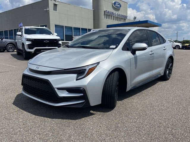 Certified Used 2024 Silver Toyota SE image 7