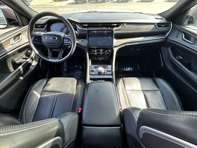 Used 2023 White Jeep Overland image 36