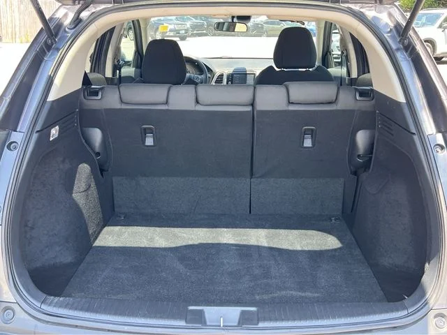 Used 2022  Honda EX image 37