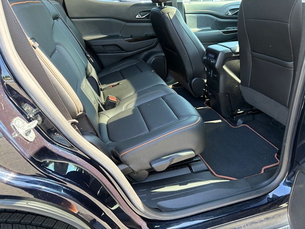 2021 GMC Acadia AT4 - Photo 15
