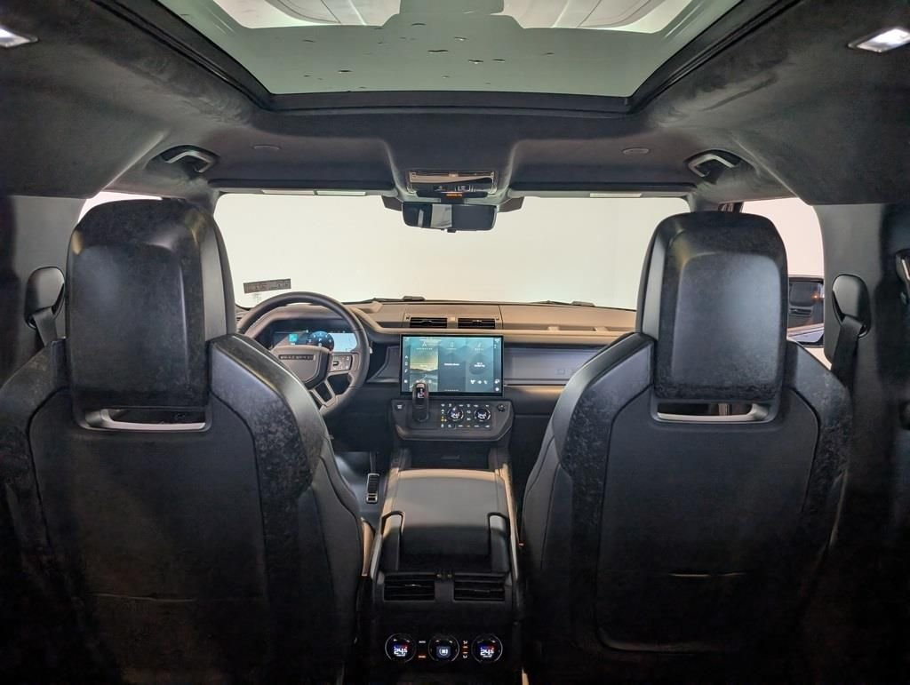 New 2026 Sargasso Blue Land Rover OCTA image 29