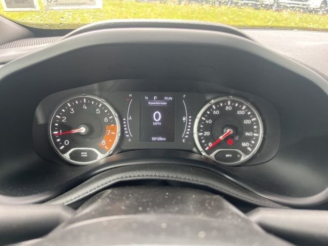 Used 2023 Black Jeep Latitude image 13