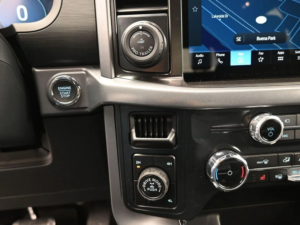 New 2026 Blue Ford XLT image 17