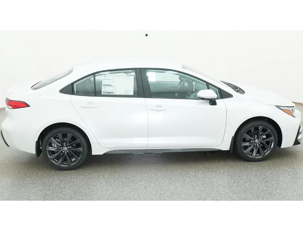 New 2026 Wind Chill Pearl Toyota SE image 14