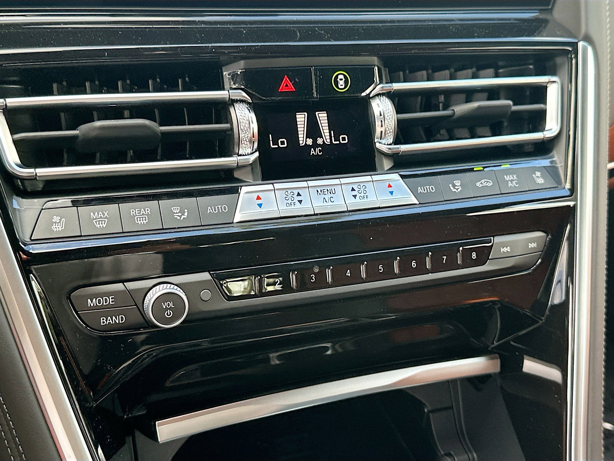 2026 BMW 8 Series 840i - Photo 13