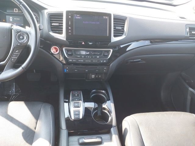 Used 2017 Gray Honda Elite image 9
