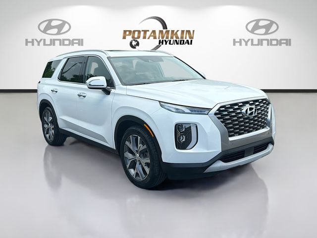 Used 2021 White Hyundai SEL image 3