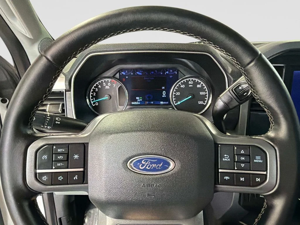 Used 2023 Oxford White Ford XLT image 27