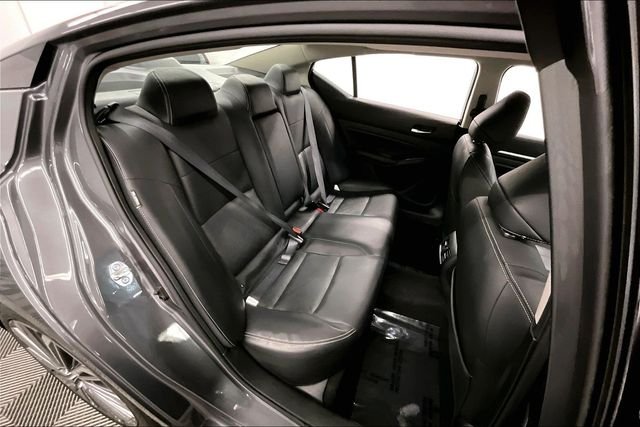 Used 2024 Gun Metallic Nissan Platinum image 26