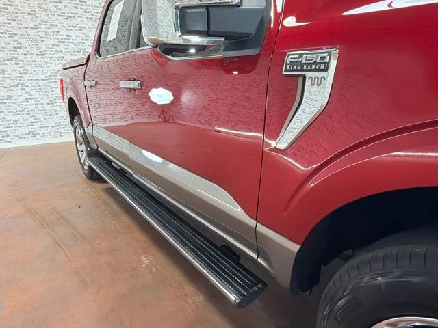 Used 2022 Red Ford King Ranch image 11