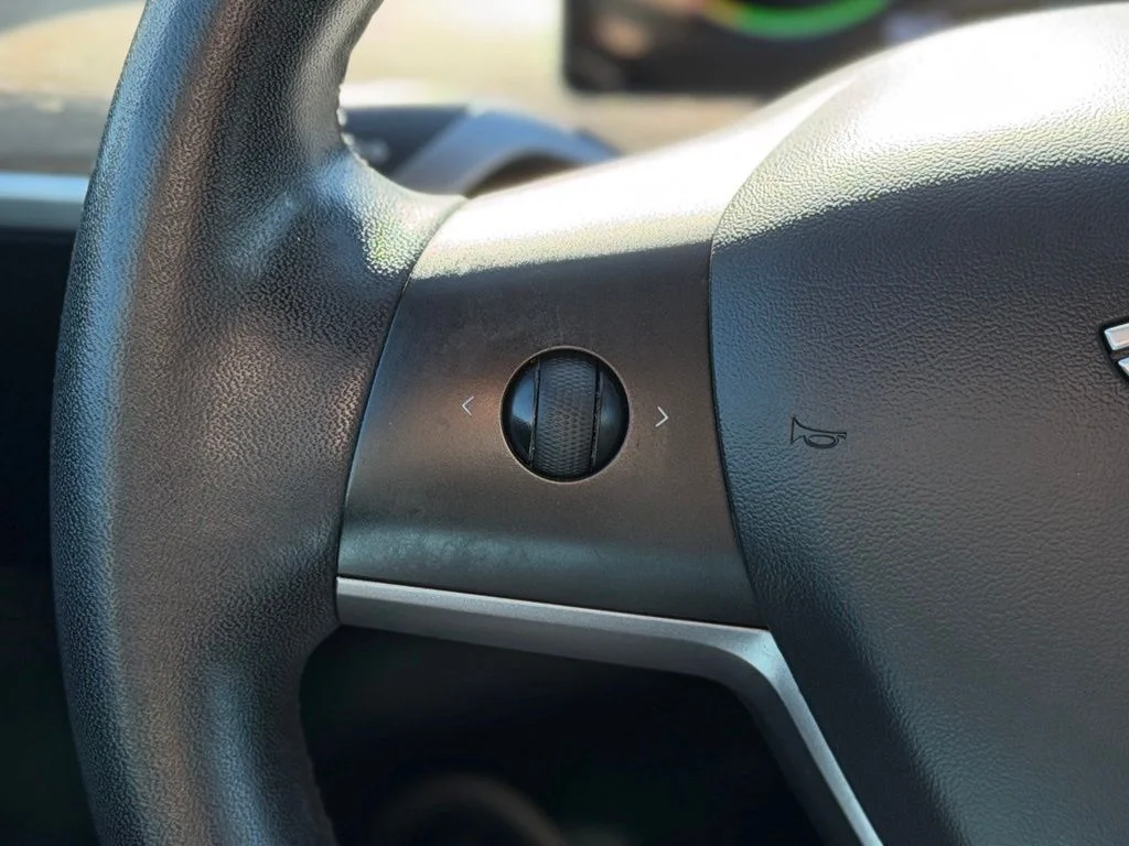 Used 2020 White Tesla Long Range image 11