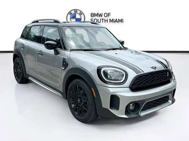 2024 MINI Countryman Cooper S's photo