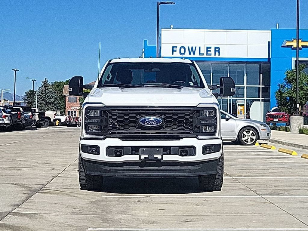 Used 2023 White Ford XL image 3