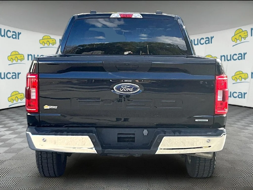 Used 2023 Black Metallic Ford XLT image 4