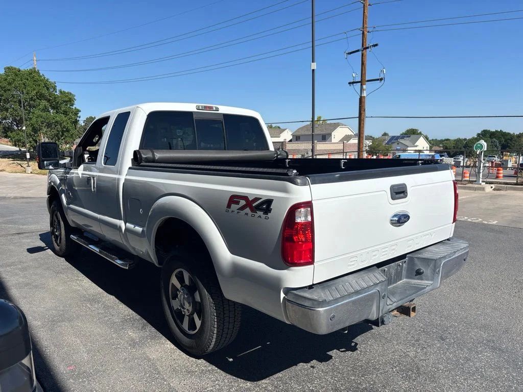 Used 2014 White Ford Lariat image 6
