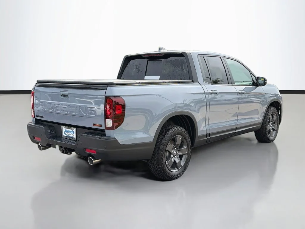 New 2026 Sonic Gray Pearl Honda TrailSport image 5
