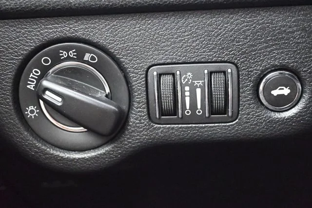 Used 2019 Red Chrysler Touring image 26