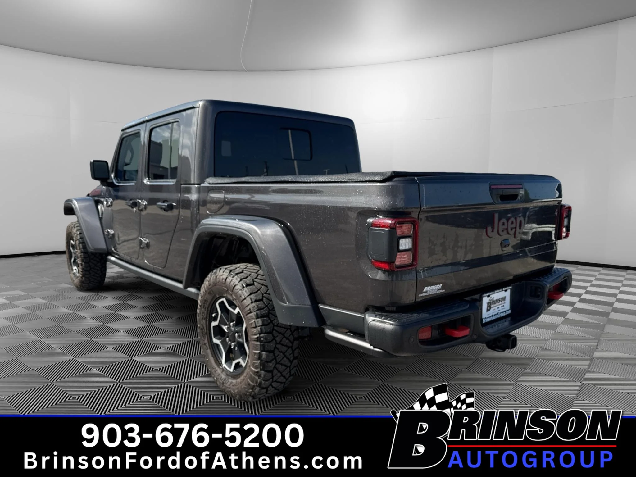 Certified Used 2022 Granite Crystal Clearcoat Metallic Jeep Rubicon image 7