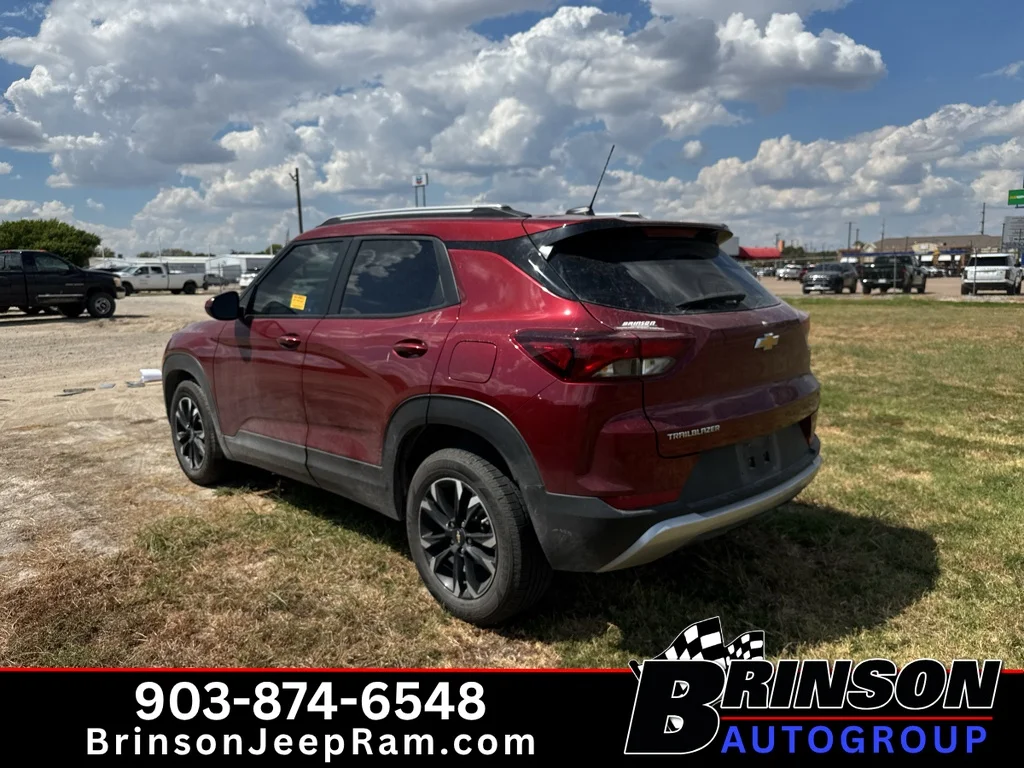 Used 2023 Crimson Metallic Chevrolet LT image 5