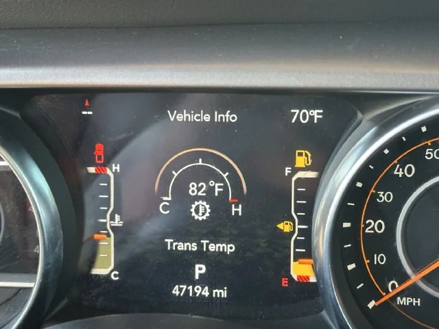 Used 2023 Red Jeep Texas Trail image 14