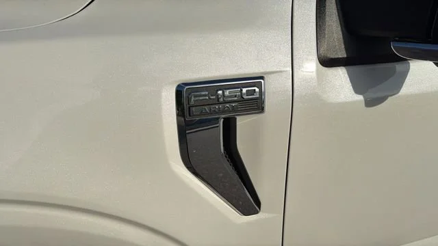 Used 2024 White Ford LARIAT image 38