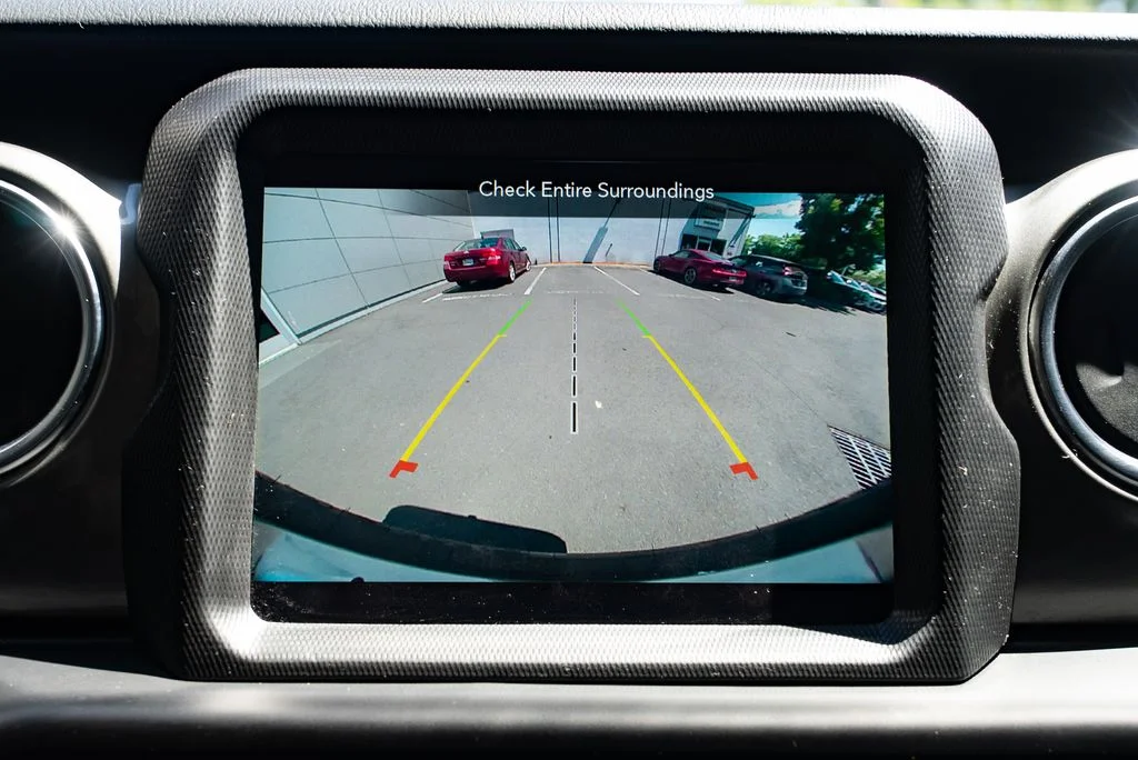 Used 2021 Gray Jeep Unlimited Sahara image 18