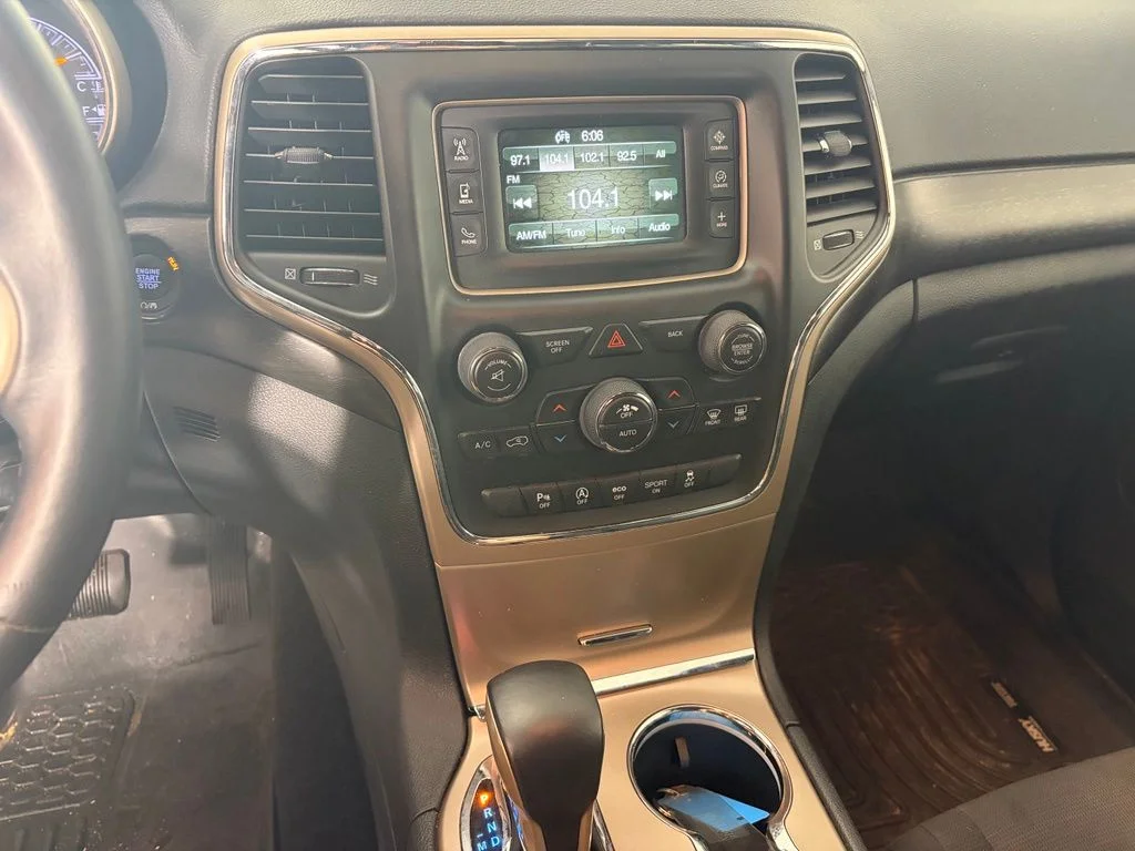Used 2017 Jeep Grand Cherokee Laredo with VIN 1C4RJFAG4HC959091 for sale in Elk River, Minnesota