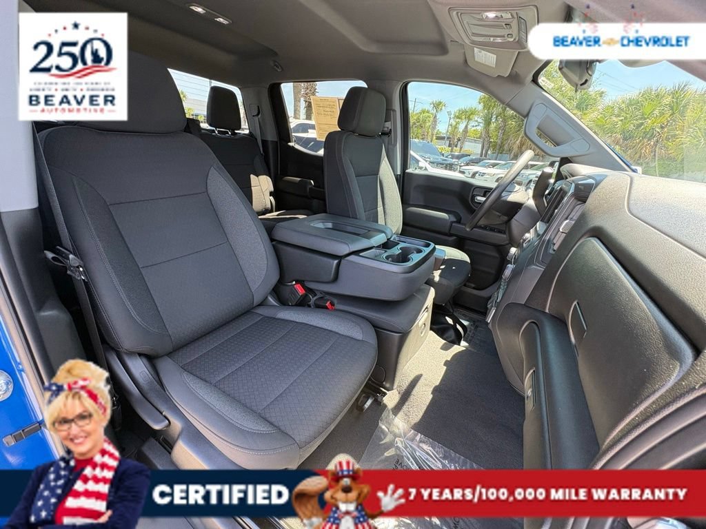 Used 2025 Riptide Blue Metallic Chevrolet Custom image 26